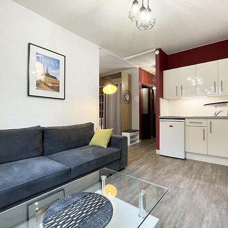 Le Chasles For 2 Persons Apartment Chartres Luaran gambar