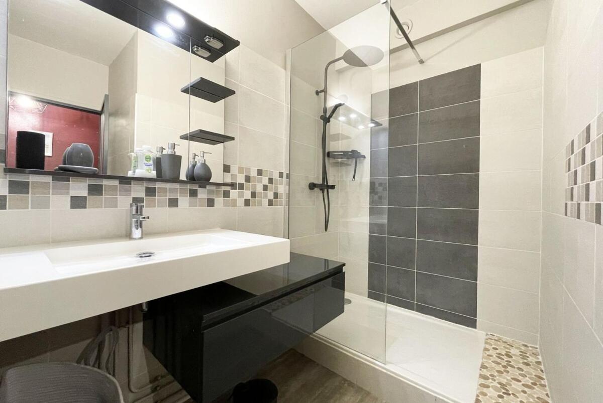 Le Chasles For 2 Persons Apartment Chartres Luaran gambar